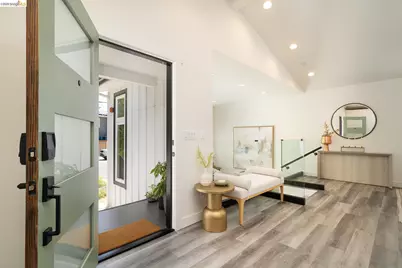 1470 Cornell Ave, Berkeley, CA 94702 - Photo 8