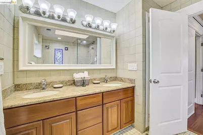 2635 10th St, Oakland, CA 94601 - Photo 40