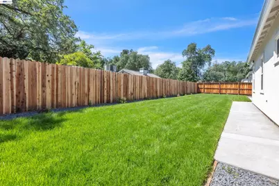 5210 Shirehills Lane, Carmichael, CA 95608 - Photo 8