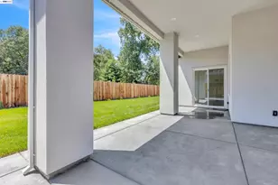5200 Shirehills Ln, Carmichael, CA 95608 - Photo 38