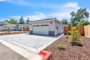 5200 Shirehills Ln, Carmichael, CA 95608 - Photo 2