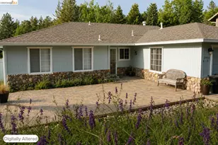 19570 Cottonwood St, Groveland, CA 95321 - Photo 1