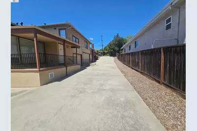 3675 Christensen Ln, Castro Valley, CA 94546 - Photo 18