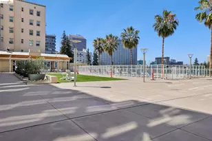 1 Lakeside Dr, Oakland, CA 94612 - Photo 40