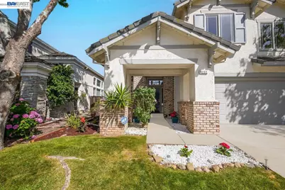 8232 Tanforan Ct, Newark, CA 94560 - Photo 6
