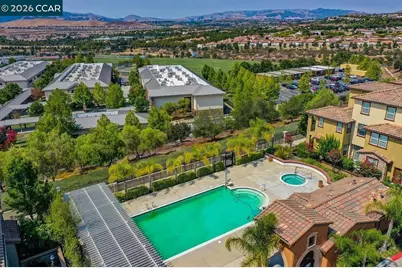 5206 Fioli Loop, San Ramon, CA 94582 - Photo 2