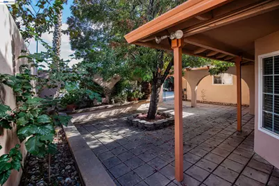 3241 Arnaudo Ln, Tracy, CA 95376 - Photo 4