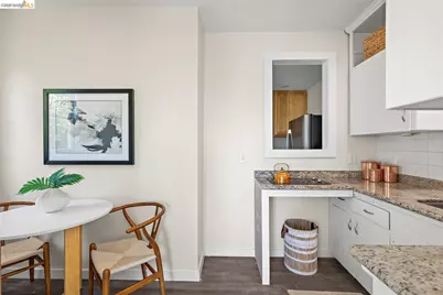 1418 Spruce St, Berkeley, CA 94709 - Photo 32