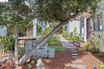 1418 Spruce St, Berkeley, CA 94709 - Photo 40