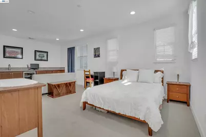 263 Vita Ave, Mountain House, CA 95391 - Photo 20