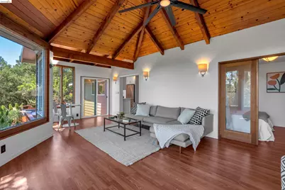 7001 Monte Verde Rd, El Sobrante, CA 94803 - Photo 10