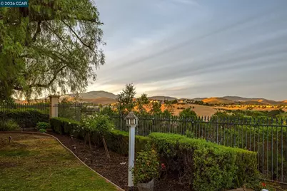3048 Sorrelwood Dr, San Ramon, CA 94582 - Photo 40