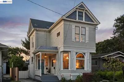 758 A Alcatraz Avenue, Oakland, CA 94609 - Photo 1