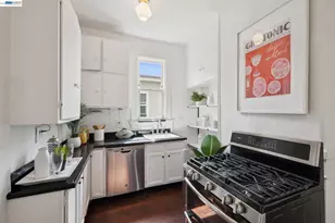 758 A Alcatraz Ave, Oakland, CA 94609 - Photo 16