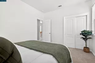 221 Victory Way, Suisun City, CA 94585 - Photo 42