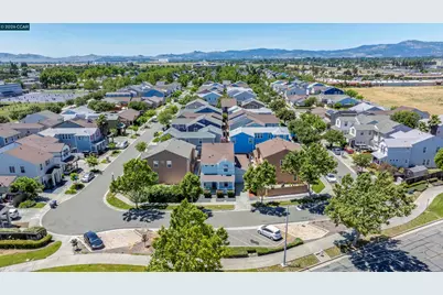 221 Victory Way, Suisun City, CA 94585 - Photo 62