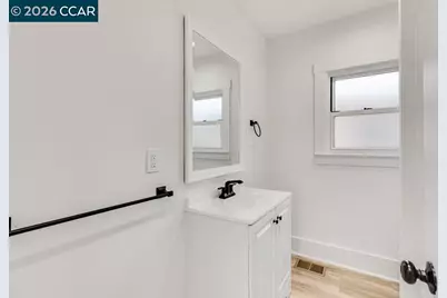 1709 Auseon Ave, Oakland, CA 94621 - Photo 28