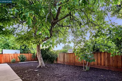 1161 Aspen Dr, Concord, CA 94520 - Photo 38