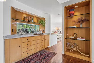 2223 Tunnel Rd, Oakland, CA 94611 - Photo 18