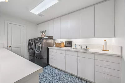 2223 Tunnel Rd, Oakland, CA 94611 - Photo 42