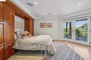 2223 Tunnel Rd, Oakland, CA 94611 - Photo 46