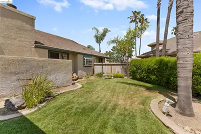 2244 Colonial Ct, Discovery Bay, CA 94505 - Photo 28