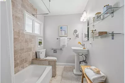 2527 Arlington Blvd, El Cerrito, CA 94530 - Photo 30