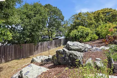 2527 Arlington Blvd, El Cerrito, CA 94530 - Photo 56