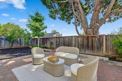 24986 Silverthorne Pl, Hayward, CA 94544 - Photo 54