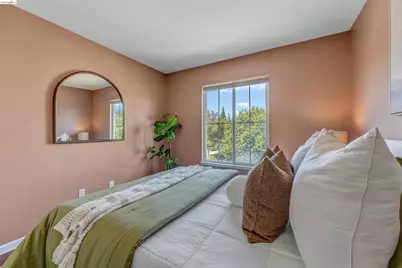 24986 Silverthorne Pl, Hayward, CA 94544 - Photo 48