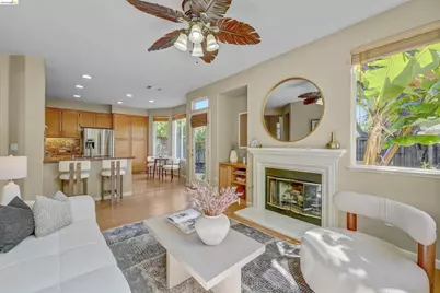 24986 Silverthorne Pl, Hayward, CA 94544 - Photo 26