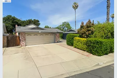 1221 Brookview Dr, Concord, CA 94520 - Photo 1