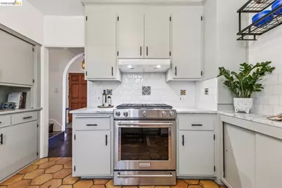 3535 Suter St, Oakland, CA 94619 - Photo 14