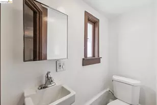 3535 Suter St, Oakland, CA 94619 - Photo 42