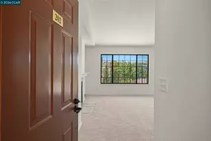 83 Tahoe Ct, San Ramon, CA 94582 - Photo 2