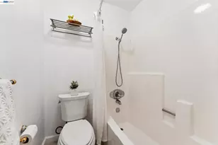 26 Raintree Ct, Hayward, CA 94544 - Photo 46