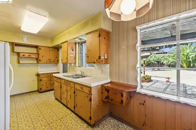 1035 Oak Grove Rd, Concord, CA 94518 - Photo 28