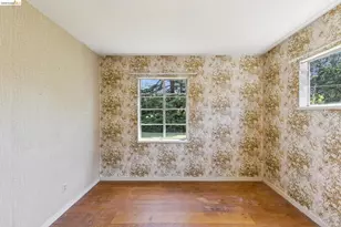 1035 Oak Grove Rd, Concord, CA 94518 - Photo 40