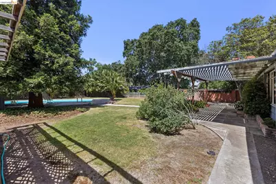 1035 Oak Grove Rd, Concord, CA 94518 - Photo 56