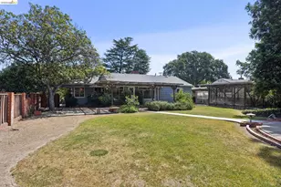 1035 Oak Grove Rd, Concord, CA 94518 - Photo 48