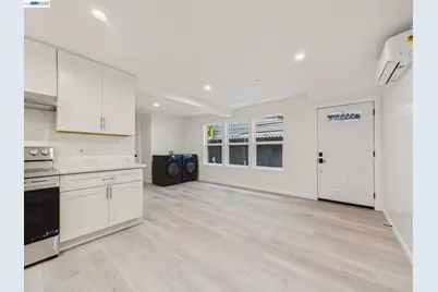 718 26, Oakland, CA 94612 - Photo 28