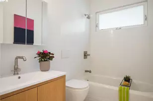 463 44th St, Oakland, CA 94609 - Photo 12