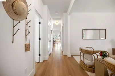 463 44th St, Oakland, CA 94609 - Photo 4