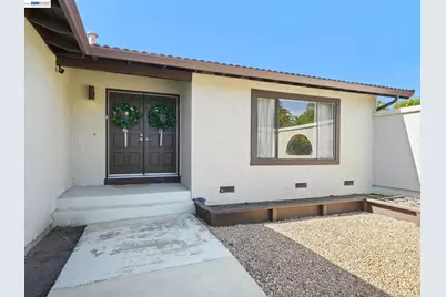 40701 Penn Ln, Fremont, CA 94538 - Photo 2