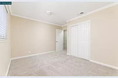 5206 Priscilla Ln, Sacramento, CA 95820 - Photo 10