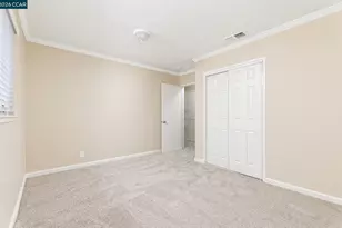 5206 Priscilla Ln, Sacramento, CA 95820 - Photo 10