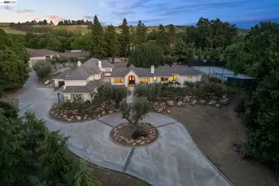 1080 Finley Rd, Pleasanton, CA 94588 - Photo 80