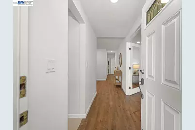 34352 Newton Ct, Fremont, CA 94555 - Photo 6