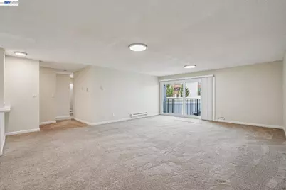 960 Shorepoint Ct #120, Alameda, CA 94501 - Photo 6