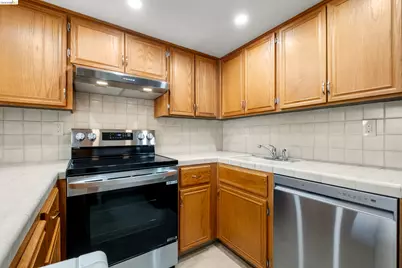 31 Campo Verde Circle, San Pablo, CA 94806 - Photo 10